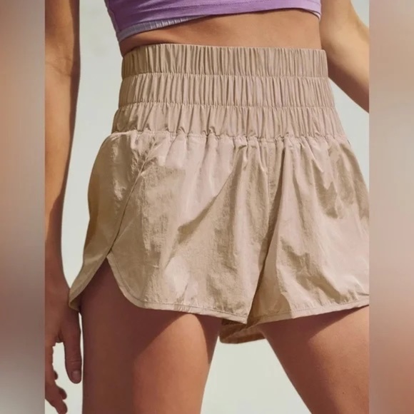 free people movement Pants - Free people Movement The Way Home Shorts in Clay Color high rise Sz Small